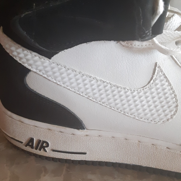 2014 Nike Air Force One's Size 14 mid Black/White - Picture 7 of 10